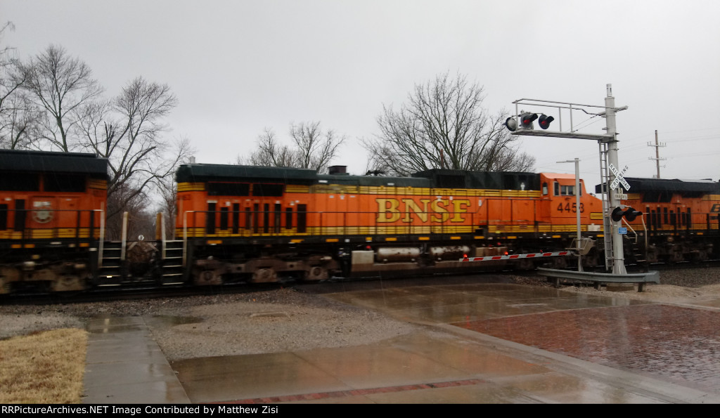 BNSF 4453